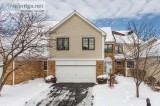 FABULOUS TWO STORY CONTEMPORARY TOWNHOME IN DESIRABLE RIVA RIDGE
