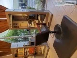 Salon styling station with chair and mat