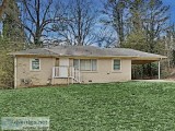 Welcome to 2049 Holly Hill Dr Decatur GA 30032