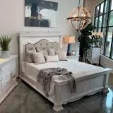 A beautiful house includes 2 bedrooms with1 attach bathrooms.