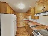 Bathroom Townhouse within walking distance to Bitter Lake.