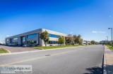 Industrial and office spaces (ideal for laboratory) for rent Mon