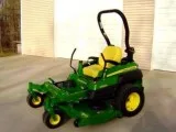 2009 John Deere Z-TRAK Zero Turn Mower