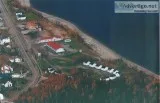 Motel 44 units 2 houses and restaurant along the river for sale 