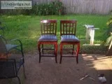 2 barstools