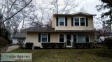 Buffalo Grove 4 Bedrooms 2 Bathrooms House