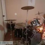 5 peice Tama Rythm mate drum kit