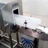 Frozen food metal detector