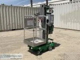 2015 GENIE AWP25S PERSONNEL LIFT  1335110212