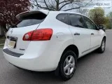 2012 Nissan Rogue.