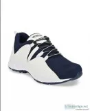 Sports shoe