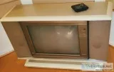 Vintage 1986 White RCA 27-Inch ColorTrak 2000 Television (Stereo