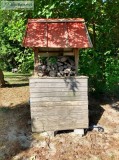 (Wishing well  dog  house