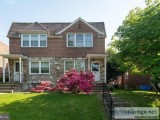 This spacious 3 bedroom 2.5 Bath twin with a garage drive way