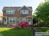 This spacious 3 bedroom 2.5 Bath twin with a garage drive way