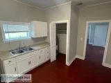 recently renovated large 3 bedroom 2 bathroom house features 120