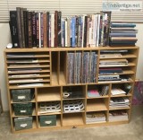 SHELVES CUBBY HOLESSLOTS