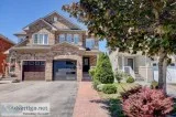40 National Pine Dr Vaughan ON L6A 3M3