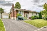 Grand bungalow ABSOLUMENT MAGNIFIQUE &agrave St-Jean-sur-Richeli