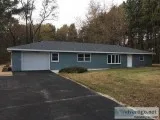 Single Family Home Huge lot and Pole Barn in Andover