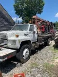 1994 Ford F700 Digger Derick
