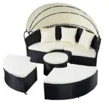 Outdoor daybed