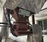 Rotary airlock feeder