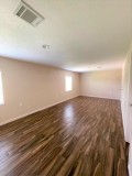 Large Spacious Room for Rent