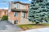 Triplex bien entretenu et bien situ&eacute dans Sainte-Th&eacute