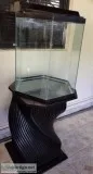 40 Gallon Hexagon Aquarium wStand