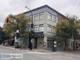 3000 sqft space on very busy street corner with large sliding wi