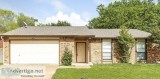 6412 Sandhurst Ln E North Richland Hills TX 76182