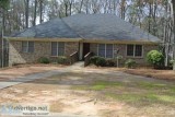 Newly Renovated. 2 Bedroom 1 Bath Duplex