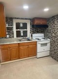Large 2 Bedrooms Heat and Hot Water and Electric Included