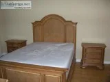 Complete Wood Bedroom Set. Excellent Condition