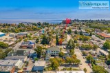 Downtown Santa Cruz Urban Living close to the beach. Second floo