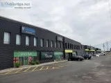 Local industriel de 8 000 &agrave 16 000 pi2 &agrave louer St-Je