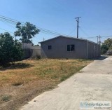 1450  3br - 1080ft2 - 1712 Filson St Bakersfield CA 93307