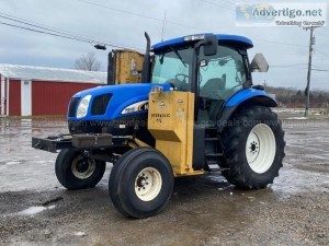2005 New Holland TS115A TWD Tractor - Online Auction 20467-61 En