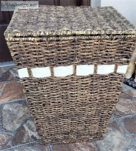 Woven Hamper wHinged Lid