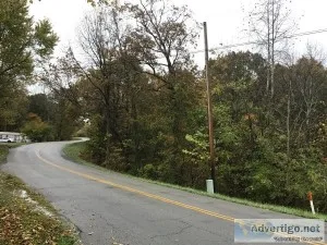 9.488 acres close to the lakes