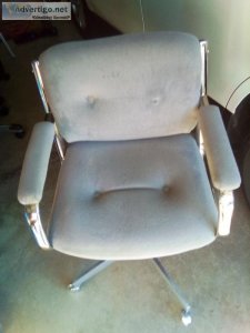 Office Chair only 14 Cash Calls and pick up local only phone 248