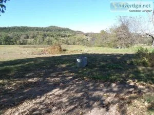 OLDER FARM HOUSE W 30 ACRES  OLD MOBILE HOME