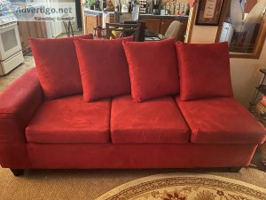 Selling sofas