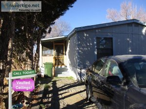 4 Montgomery  Screened In Patio
