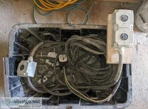 Industrial Extension Cords W TWIST LOCK 25 FT