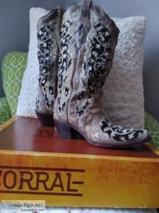 Fancy Sequin Cowboy Boots (Ladies Size 9)