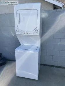 GE GTUP240GM4WW Gas washerdryer laundry center