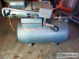 BandG Oil-Less Air Compressor