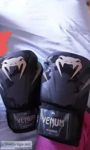 Men s boxing gloves